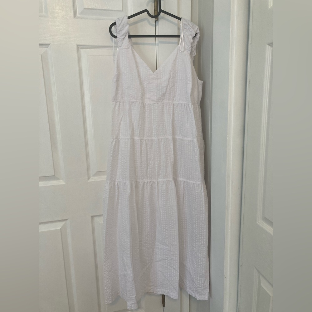 Old navy fit and flare tiered maxi dress white XL